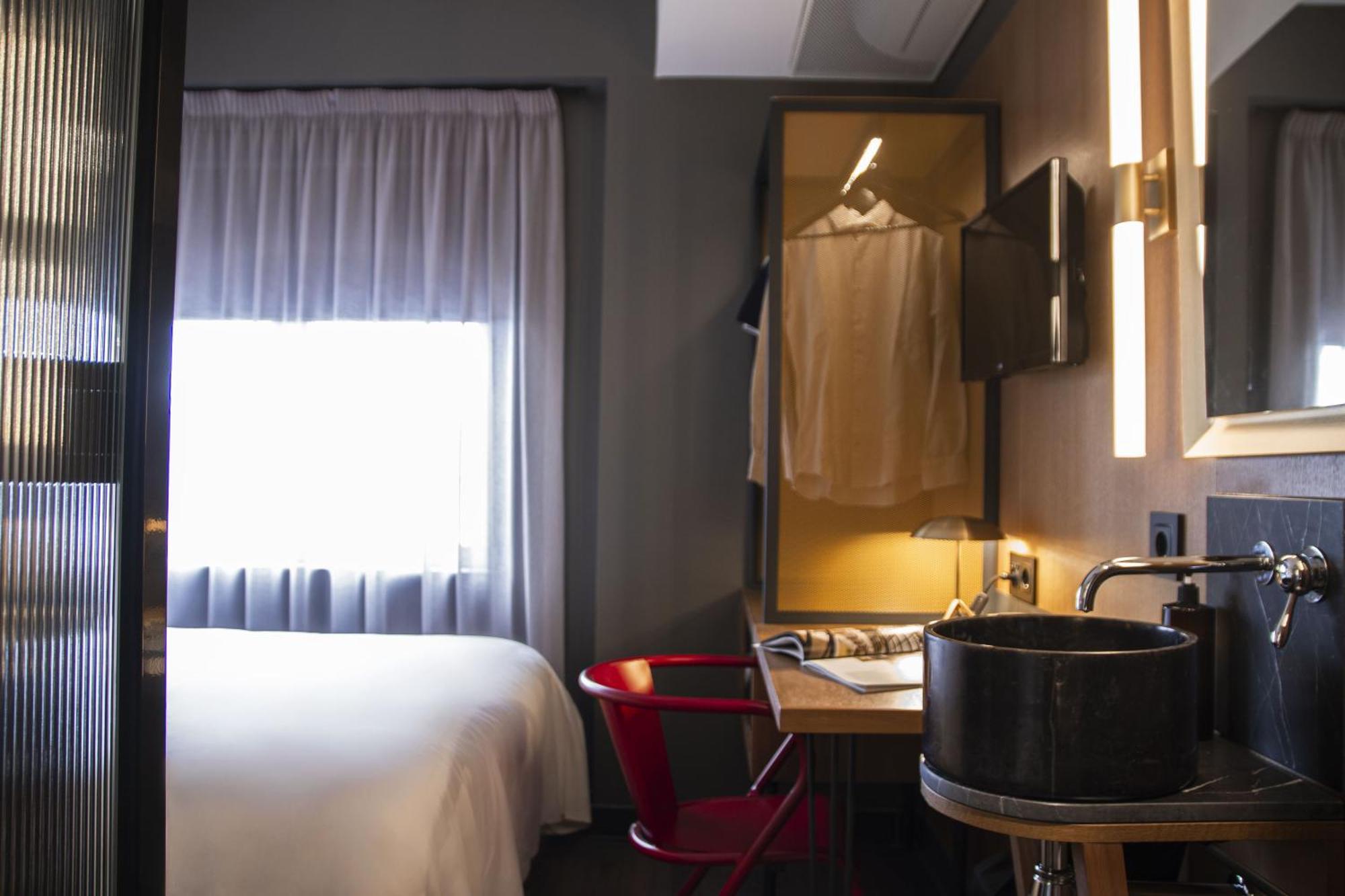 Letoh Letoh Gran Via Hotel Madrid Ngoại thất bức ảnh